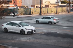 12.1 Tempe, AZ - Two-Car Crash Causes Injuries on L-101 at Broadway Rd